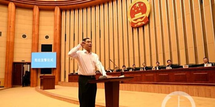 重庆人大最新任免，深度分析与个人观点解读